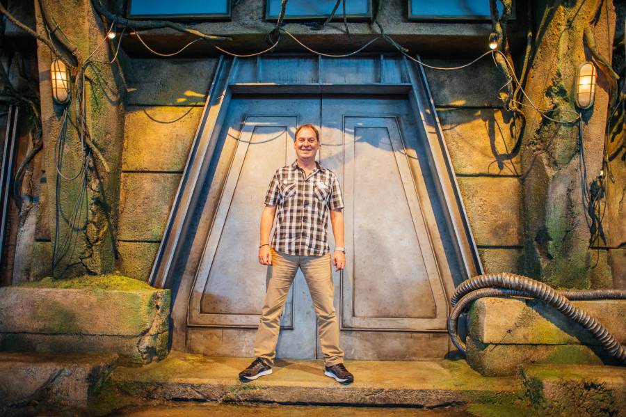 Show Director Christophe Leclercq on the new set of the Jedi Training Academy.