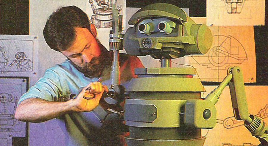 RX Being Sculpted © Starlog. Scanned by Alex Newborn. DO NOT COPY.