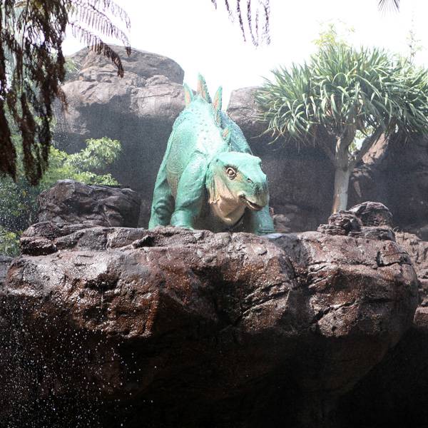 USH05172015_0083